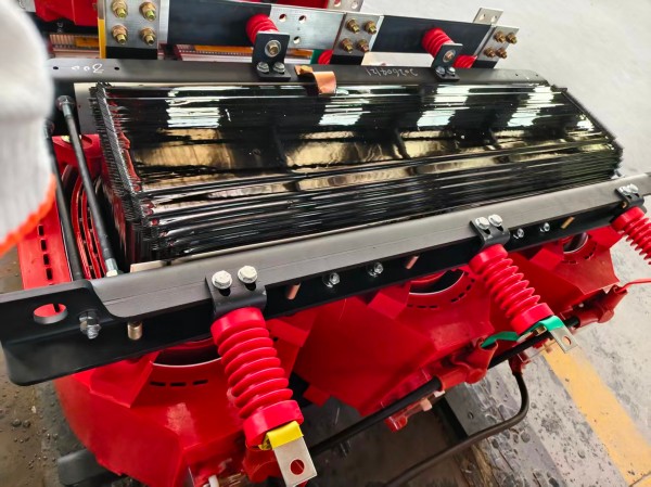 新一代SCB18龙凤龙凤龙凤干式变压器 10kV 高效干式电力变压器 新一代SCB18龙凤龙凤龙凤干式变压器 10kV 高效干式电力变压器